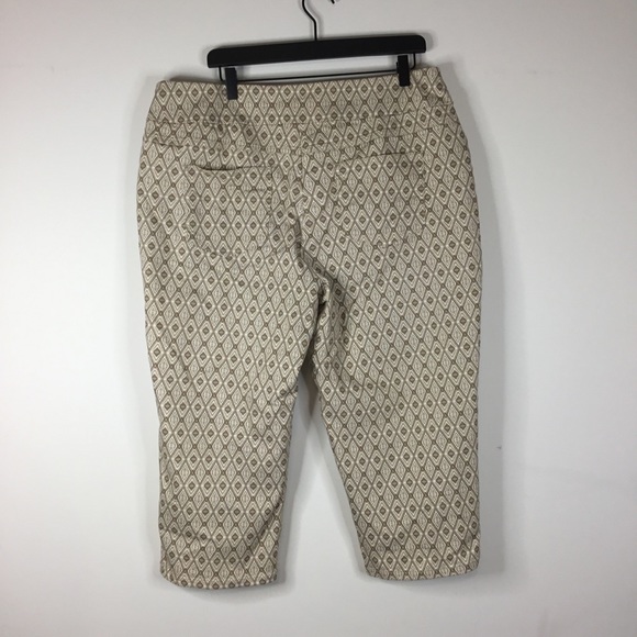 Ruby Rd. capri pants - Picture 5 of 7